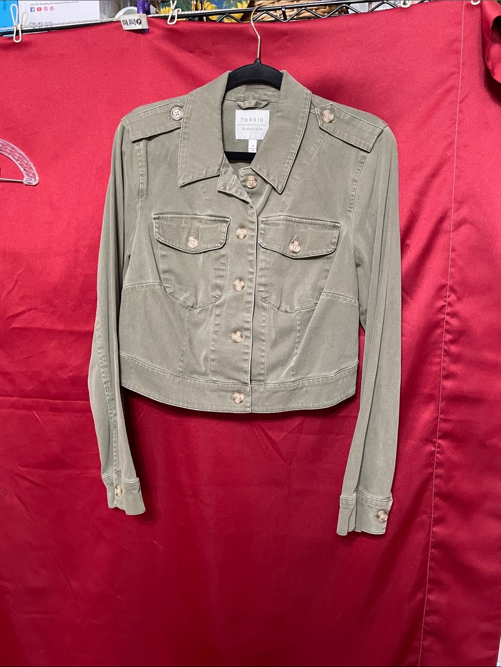 #O 006 size 0 Torrid Olive Green Utility Cropped Jacket
